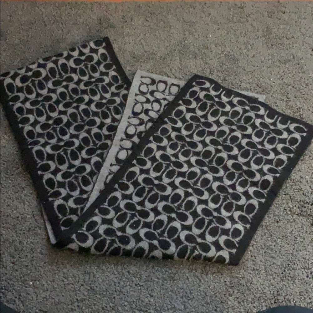Beautiful two way black and gray Coach scarf